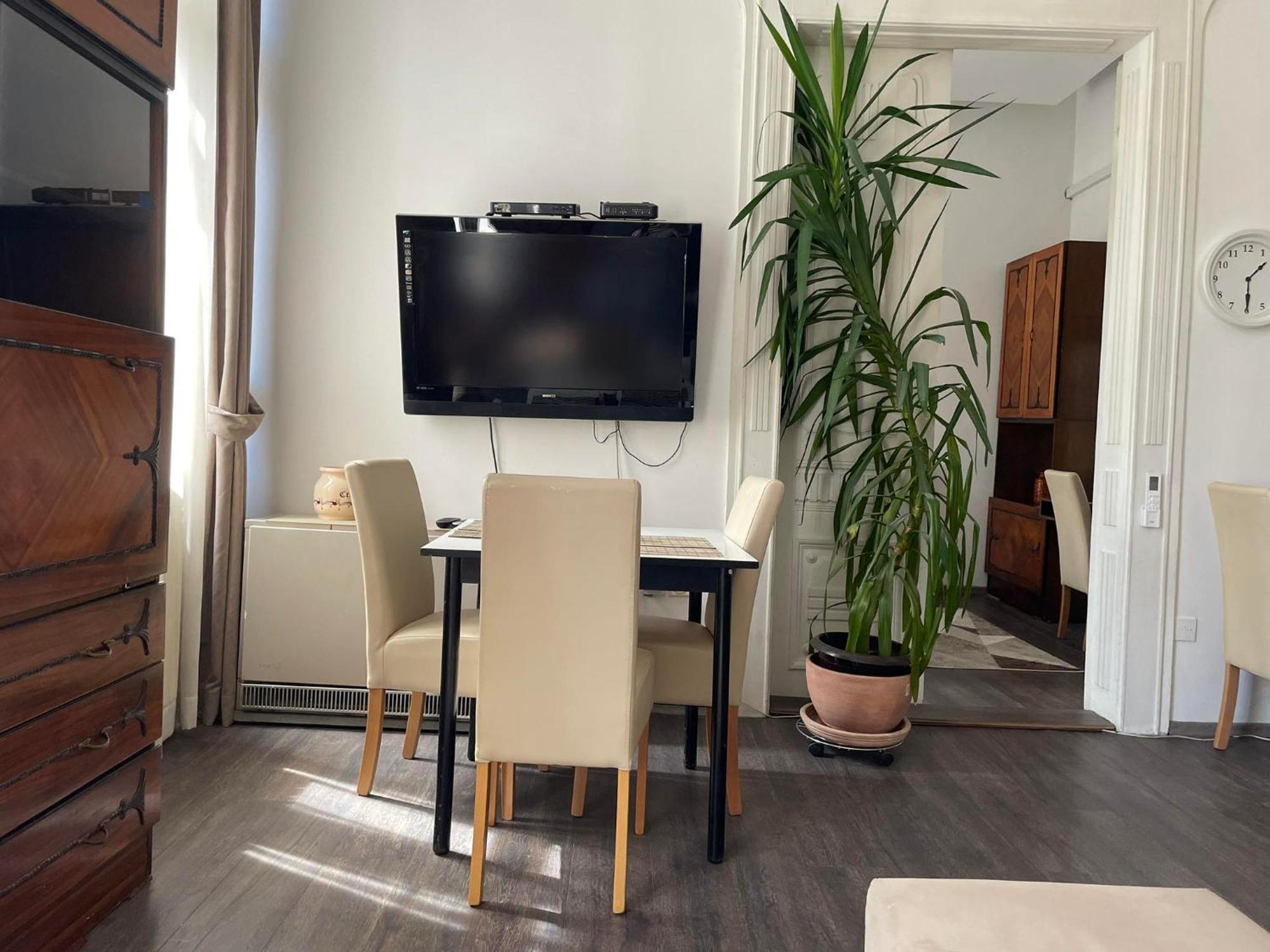 Apartment Romana SJJ Eksteriør billede
